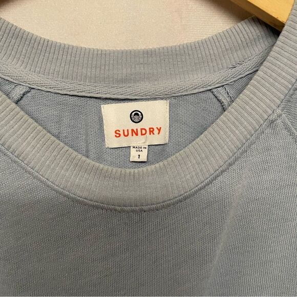 Sundry Clothing Grey Pullover Women's Size 1 (Small) - Picture 3 of 5